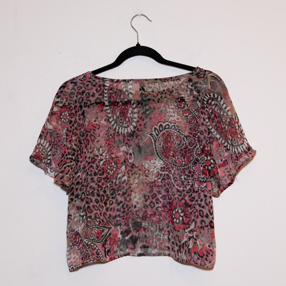 Full Tilt Paisley Sheer Crop Tee - Picture 5 of 5